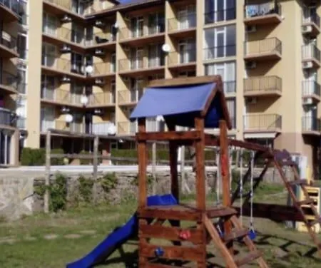 Sunny View South мир авангарда Διαμέρισμα