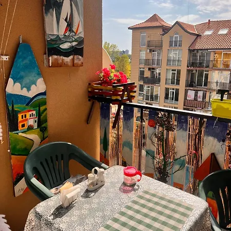 Sunny View South мир авангарда