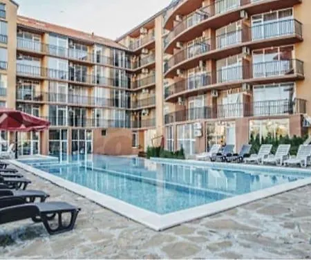 Sunny View South мир авангарда Apartament Słoneczny Brzeg